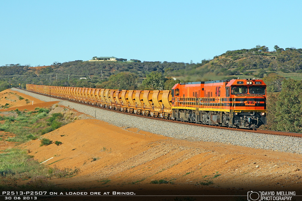 P2513-P2507 on a loaded ore at Bringo. 30.06.2013.jpg