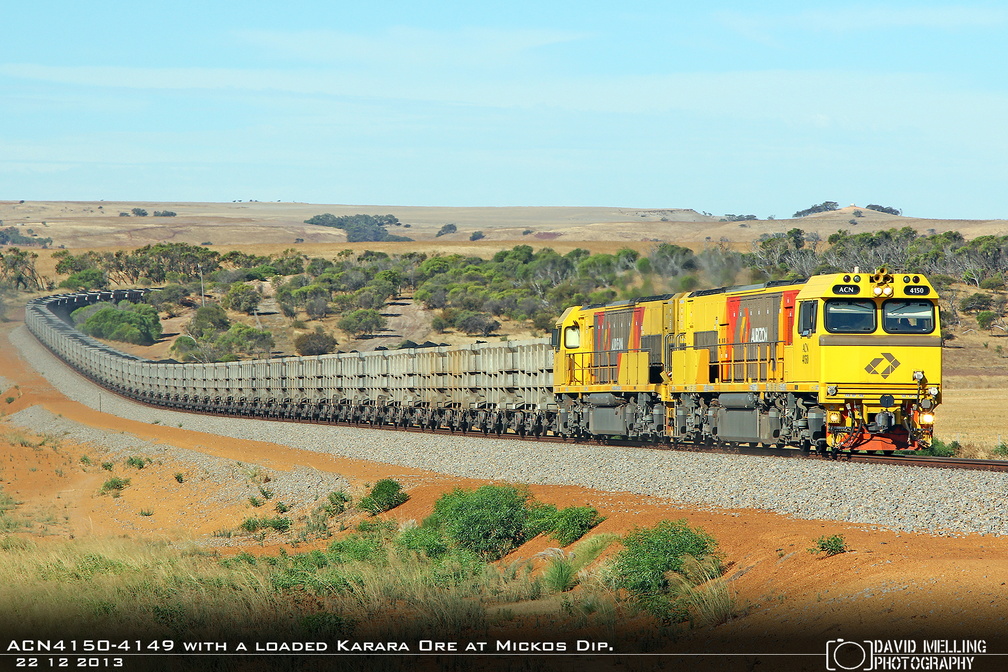 ACN4150-4149 with a loaded Karara Ore at Mickos Dip. 22.12.2013.jpg