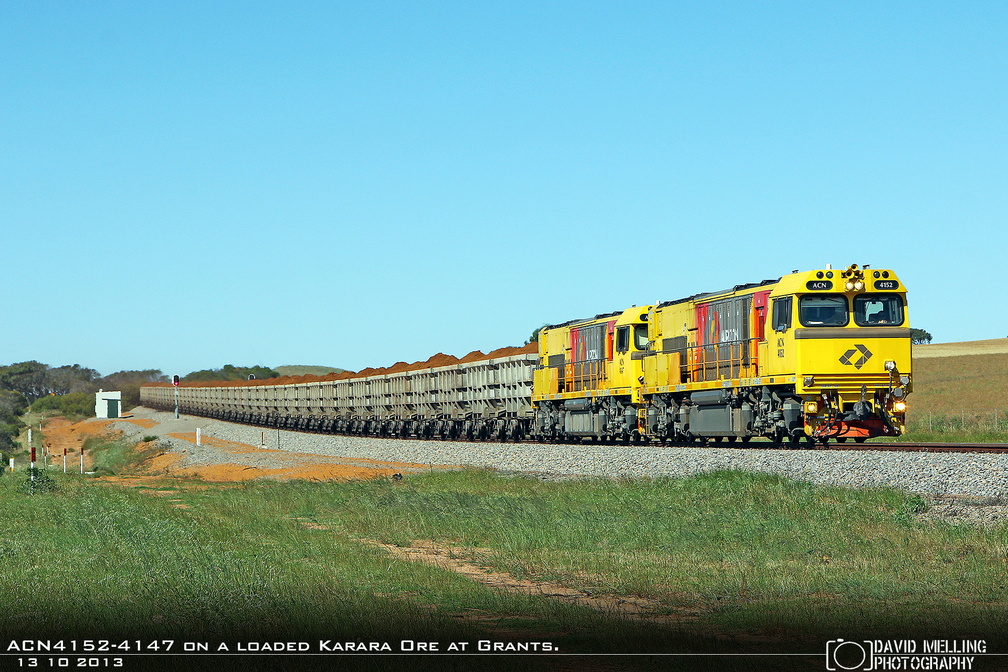 ACN4152-4147 on a loaded Karara Ore at Grants. 13.10.2013.jpg