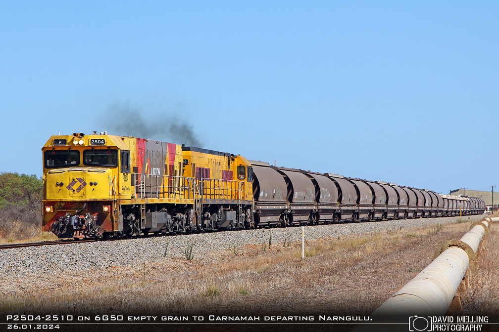 P2504-2510 on 6G50 empty grain to Carnamah departing Narngulu. 26.01.2024.png