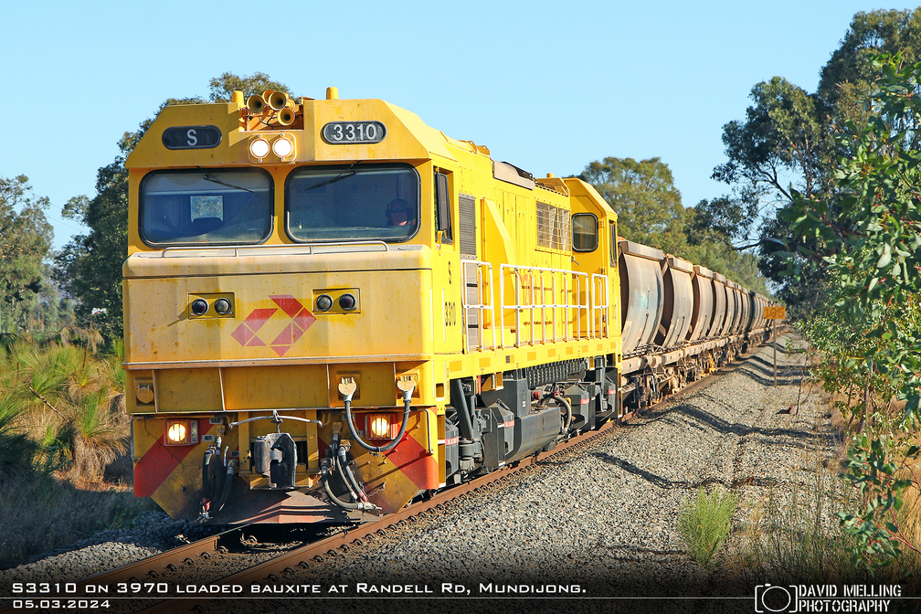 S3310 on 3970 loaded bauxite at Randell Rd, Mundijong. 05.03.2024.png